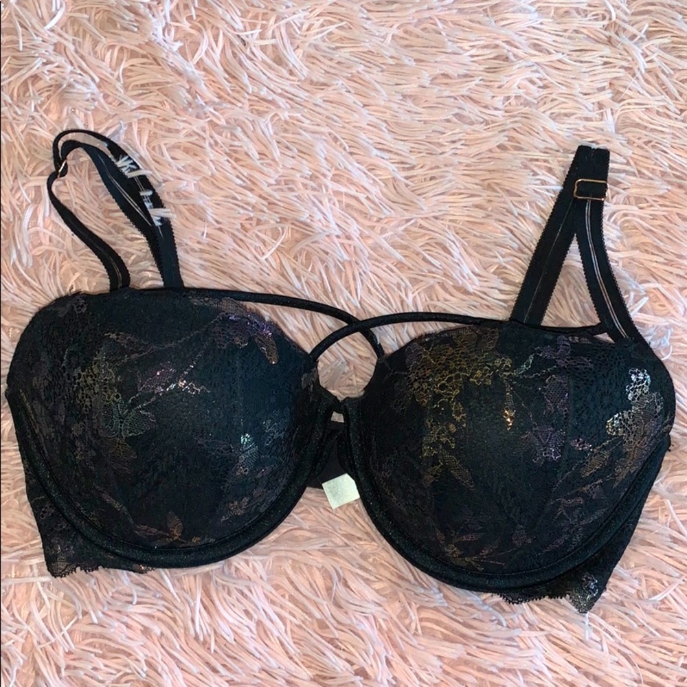 Super sexy push-up bra from VS PINK!